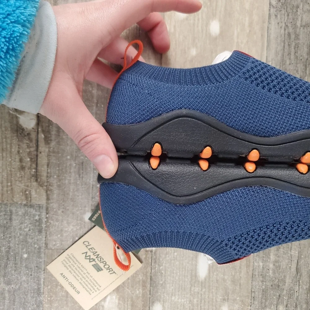 Kamik‎ Harrow Toddler Shoes Sz 12 Casual Slip On Round Toe Navy Blue Sneakers